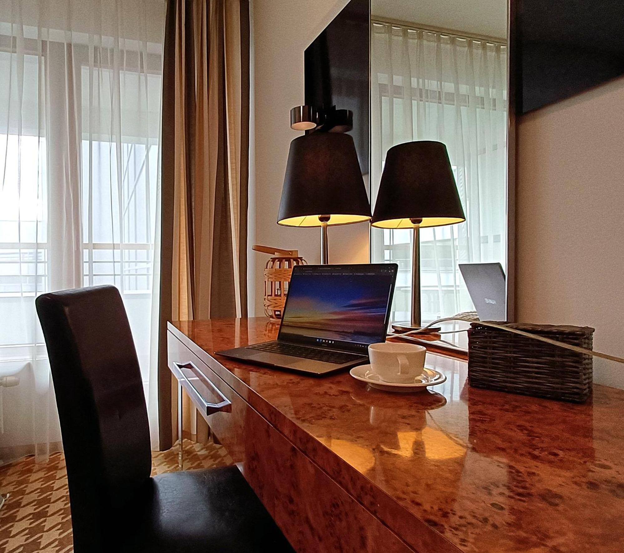 122 W Pieciogwiazdkowym Royal Tulip 200m Plaza Dobruk Romek Apartment *